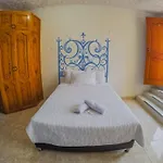 Wonderland Hostel By Gb Collection